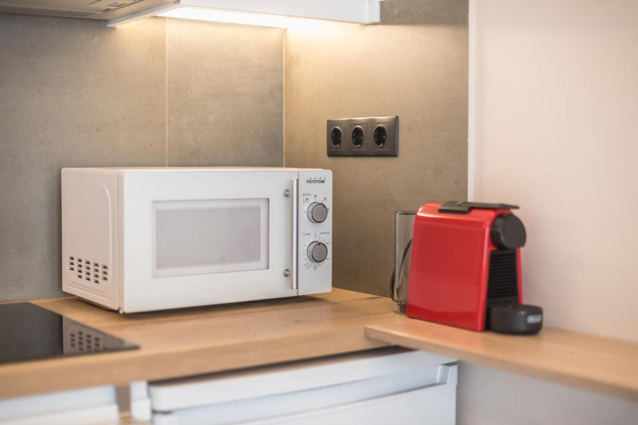 ✰Bright, Renovated, Spacious And Cosy Studio✰ Athens Exterior photo