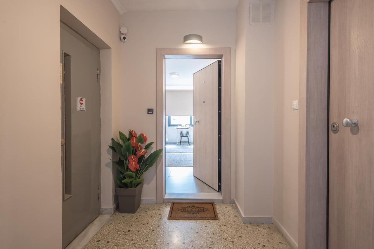 ✰Bright, Renovated, Spacious And Cosy Studio✰ Athens Exterior photo